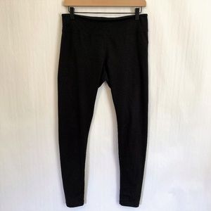 Zella Black Crop Capri Athletic Work Out Leggings